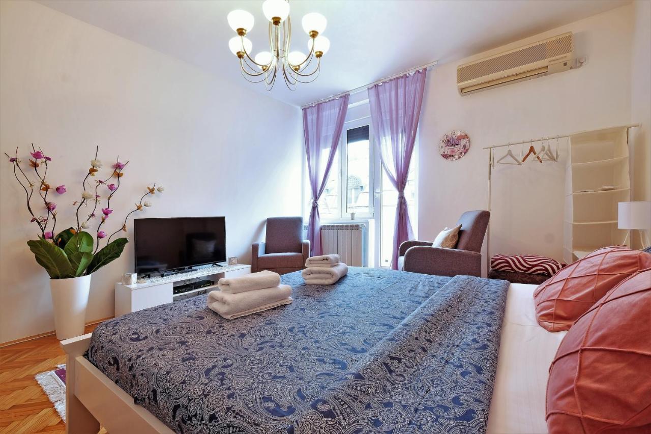 Zen City Center Apartment & Garage Nearby Belgrade Exterior photo